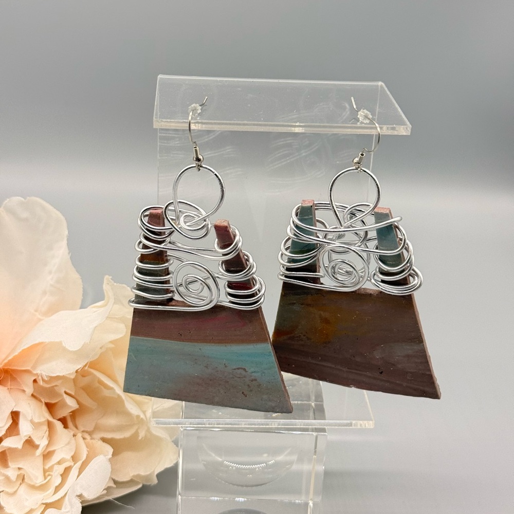 Runway Vintage Abstract Aluminum Wire Earrings